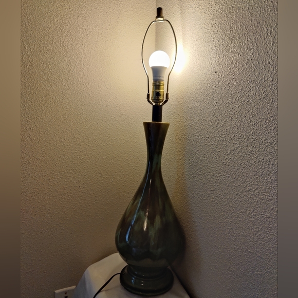MCM Ceramic Lamp - Picture 5 of 16